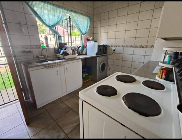 3 BEDROOM HOUSE FOR SALE IN BOOYSENS